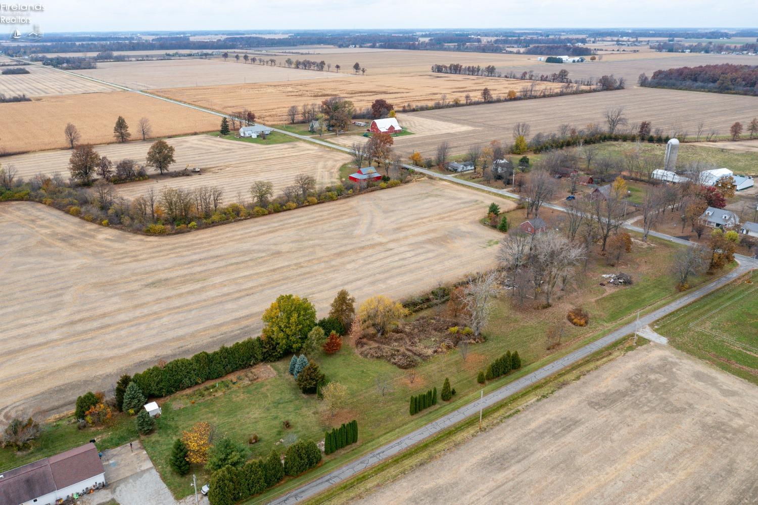 7854 N Township Road 51