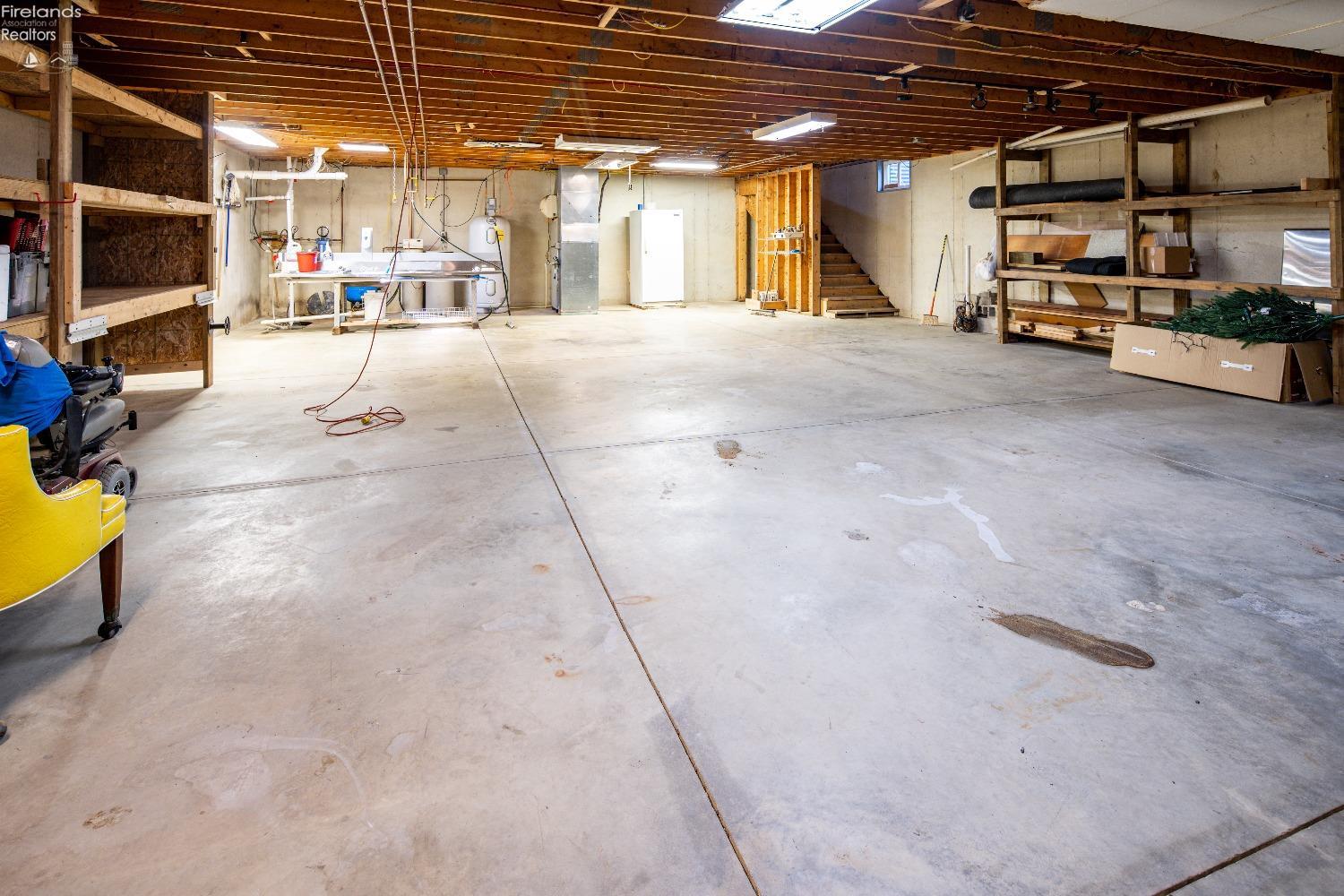 7854 N Township Road 51
