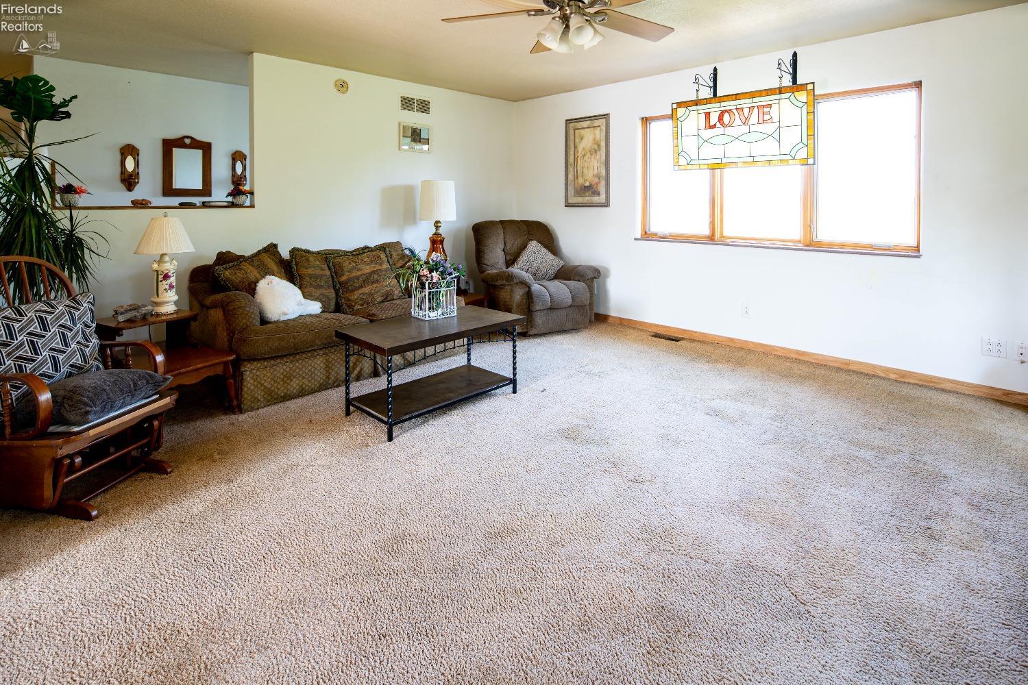 7854 N Township Road 51