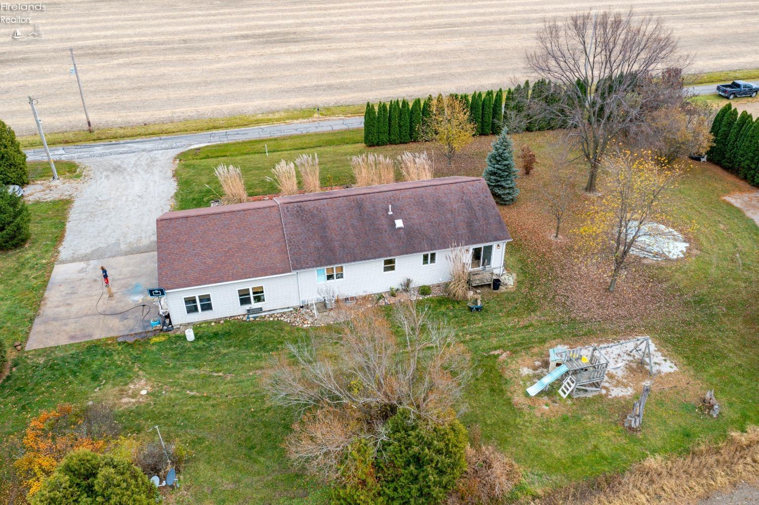 7854 N Township Road 51