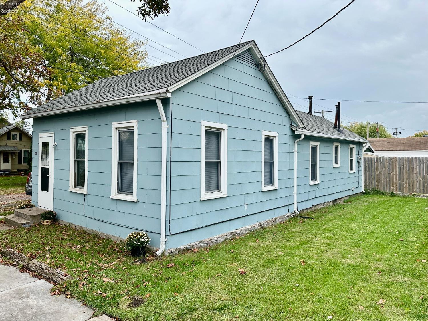 814 OGONTZ, SANDUSKY, OH 44870 CENTURY 21 Bolte Real Estate North