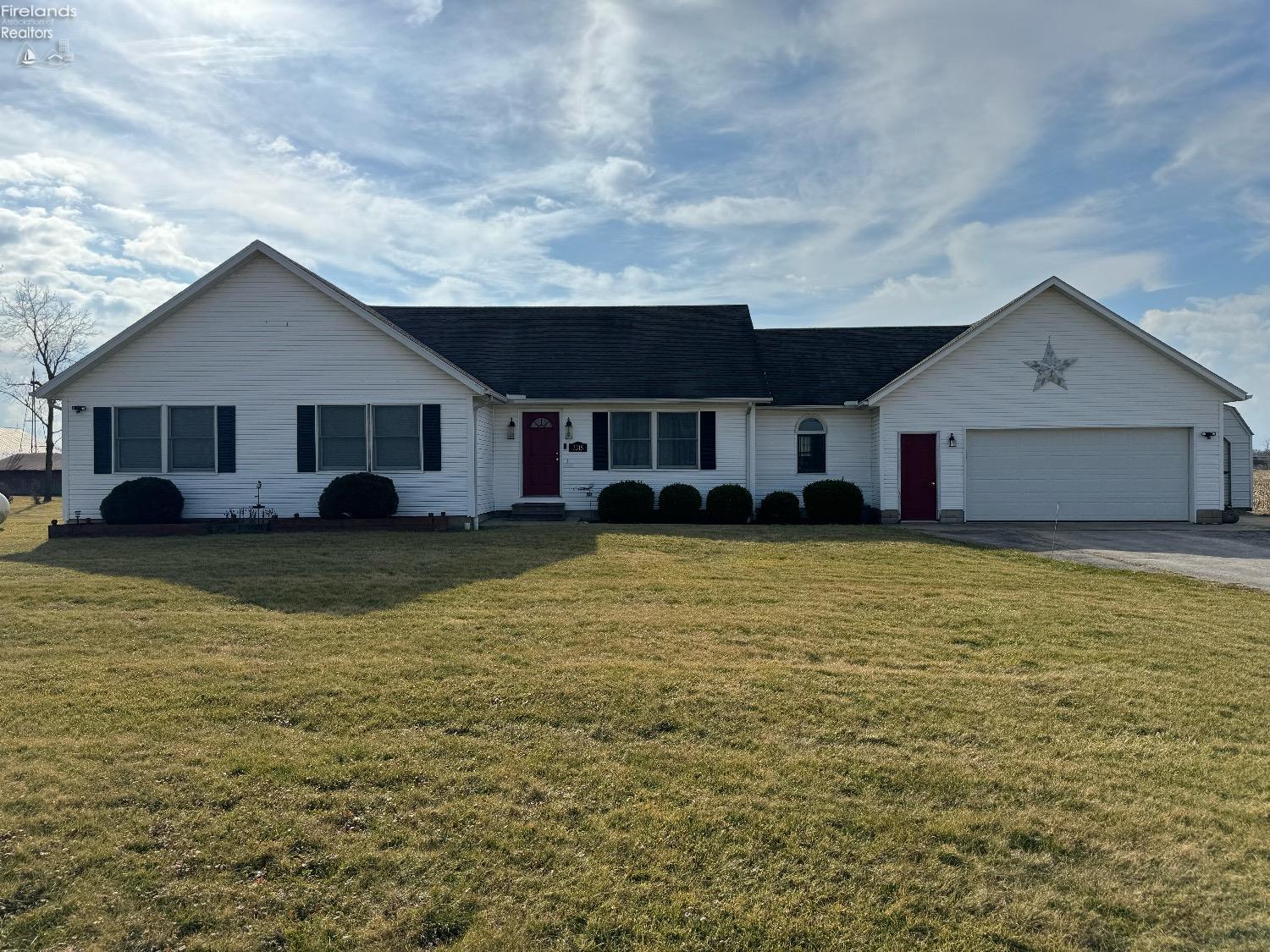 3315 NAPOLEON ROAD, FREMONT, OH 43420 CENTURY 21 Bolte Real Estate