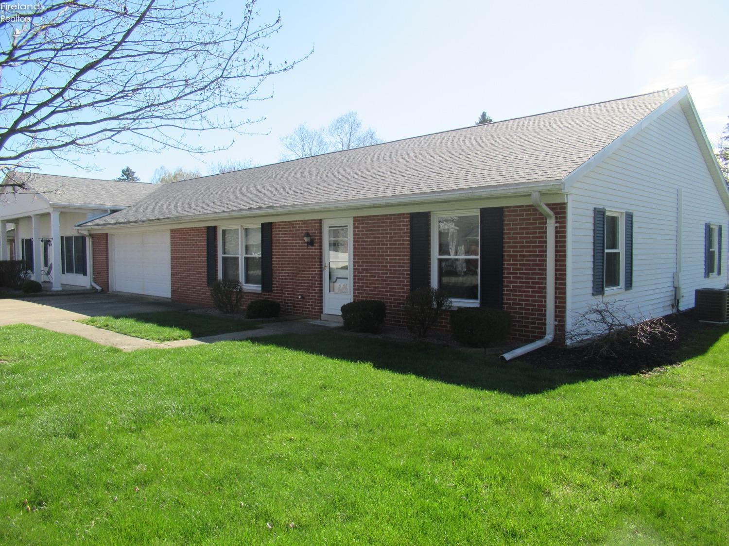 21 SHAKER COURT, FREMONT, OH 43420 CENTURY 21 Bolte Real Estate