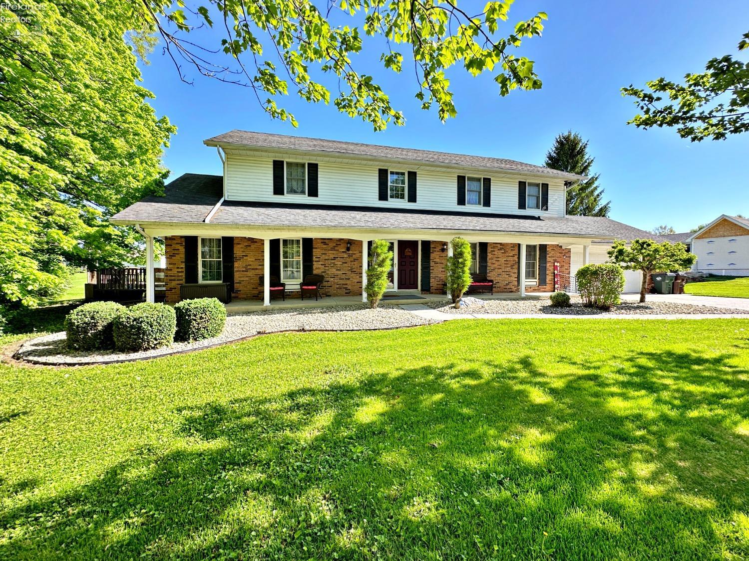 200 HARVEST LANE, TIFFIN, OH 44883 CENTURY 21 Bolte Real Estate