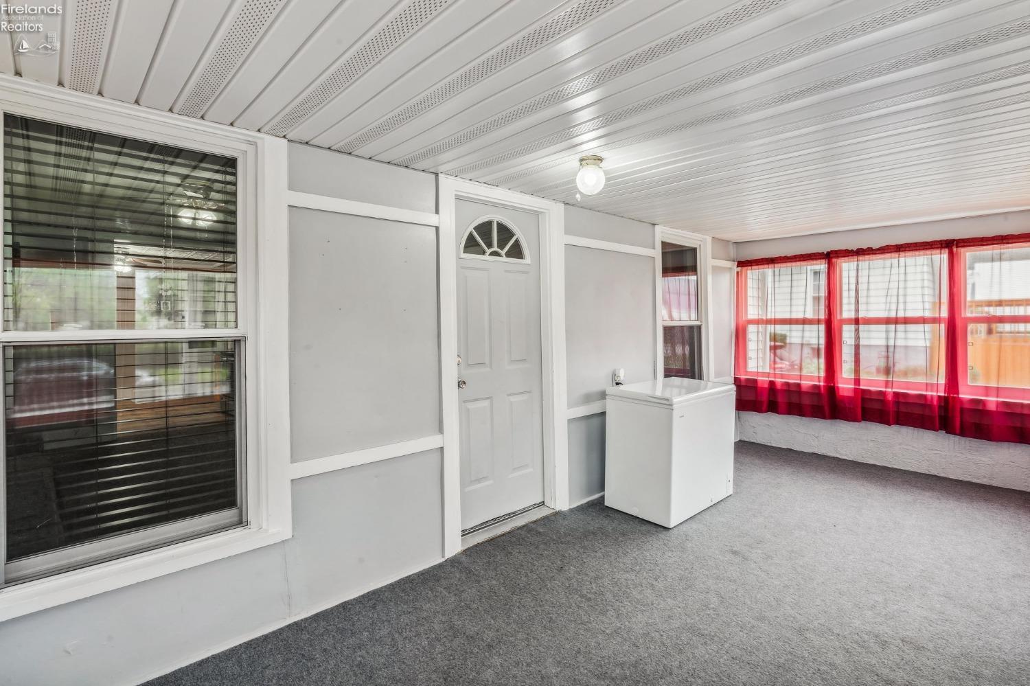 163 SCHONHARDT STREET, TIFFIN, OH 44883 CENTURY 21 Bolte Real Estate