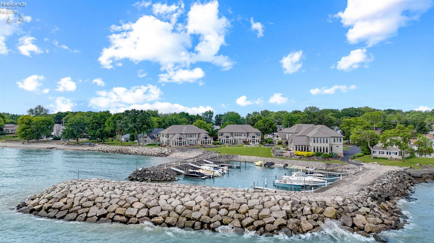 123 GLACIAL LANE 1C, MARBLEHEAD, OH 43440 CENTURY 21 Bolte Real