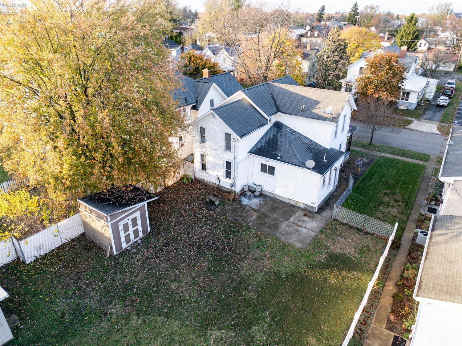 917 Court Street