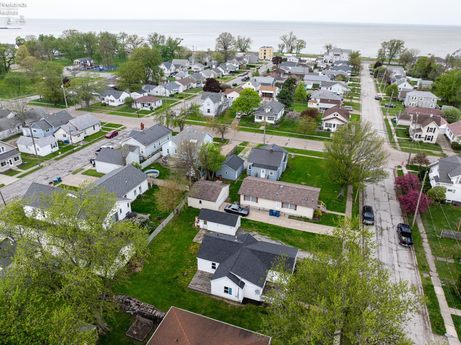214 Linden