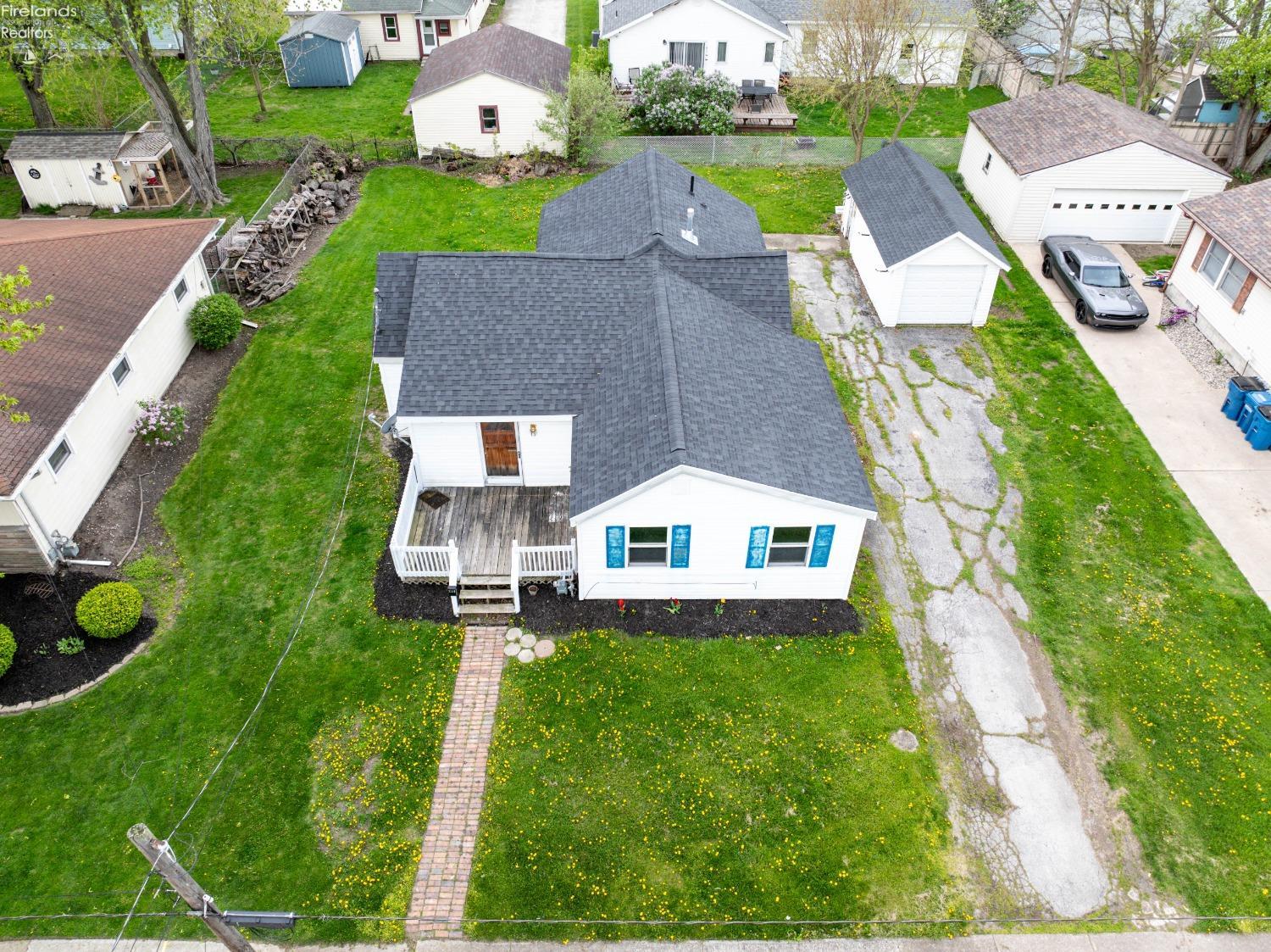 214 Linden