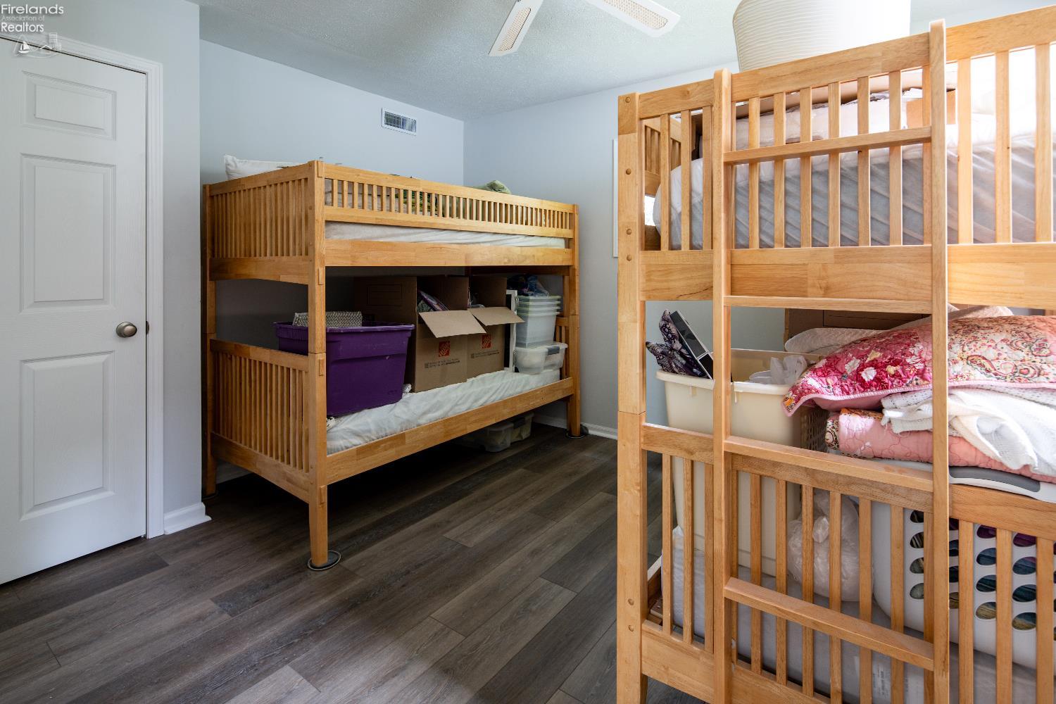 6039 E Harbor Road 8