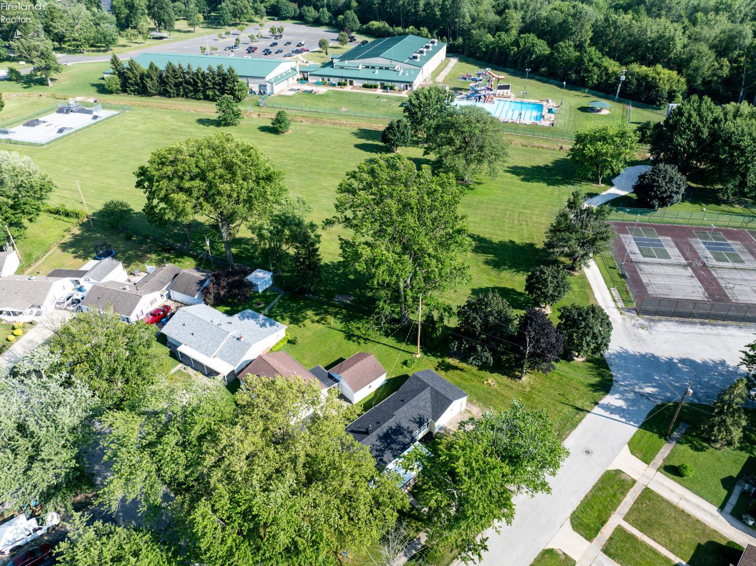 1307 Fleetwood Drive