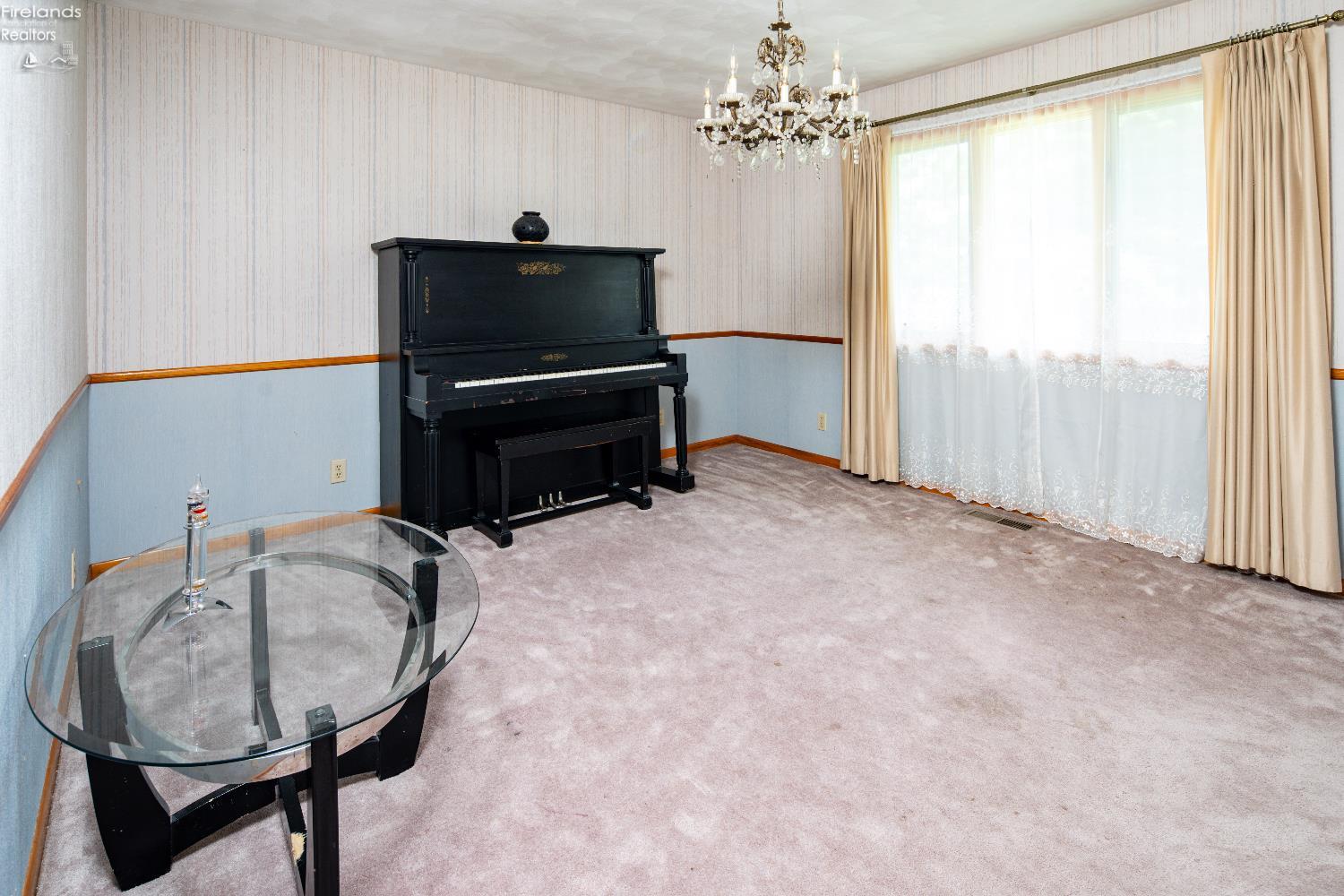 515 Everett Road