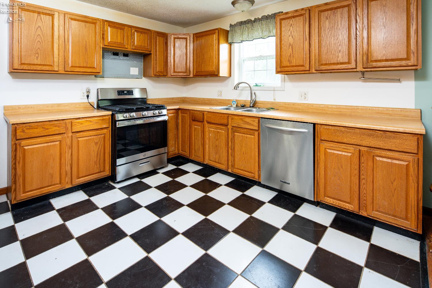 704 County Road 126