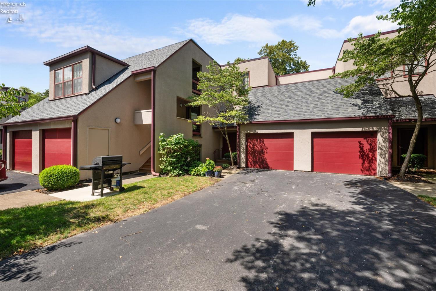 4395  Marin Woods C Port Clinton, Ohio 4395 Marin Woods C