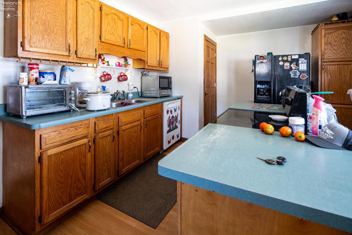 416 W Third