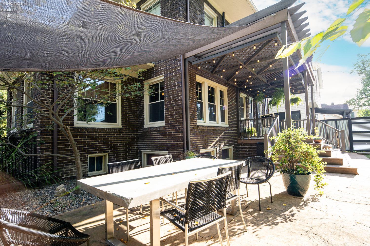 619 Hayes Avenue