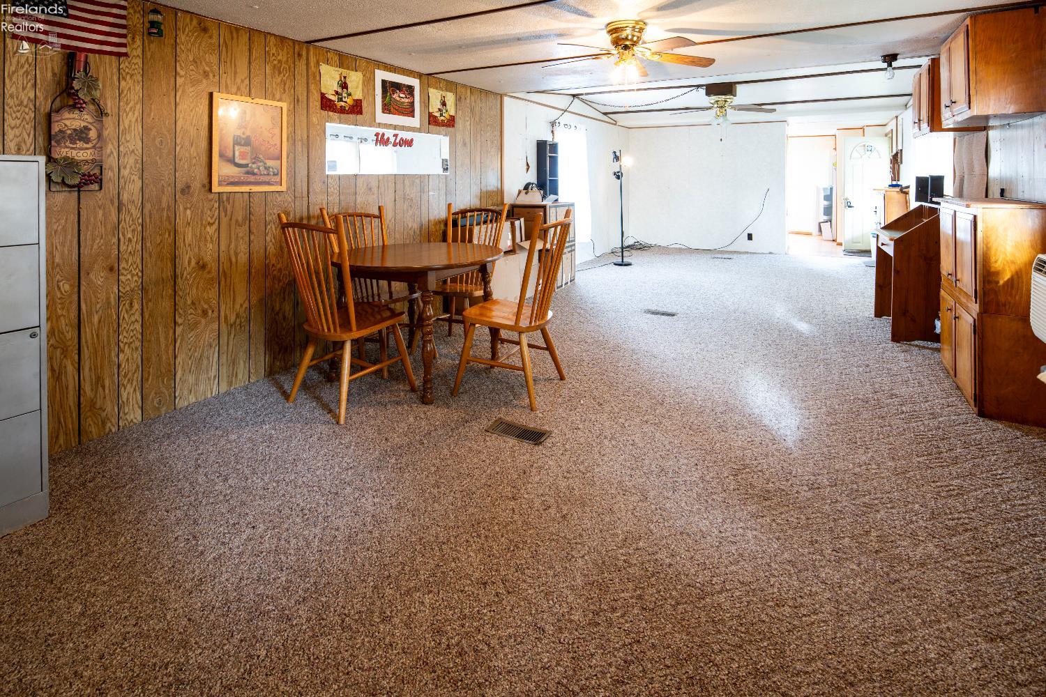 1730 Port Clinton Rd 33