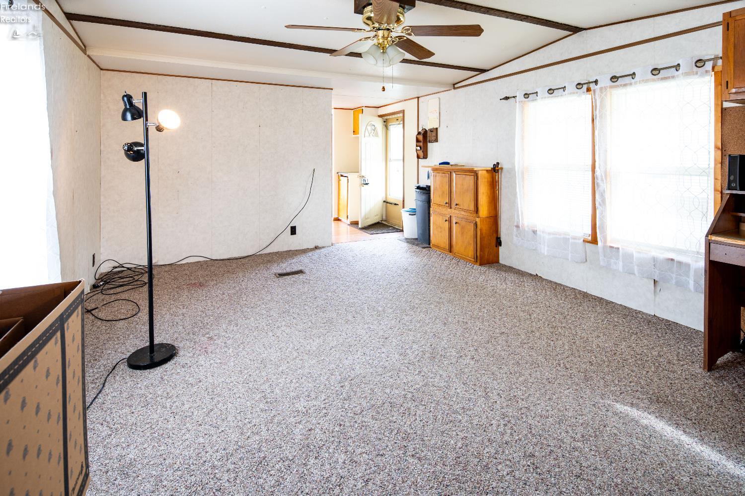 1730 Port Clinton Rd 33