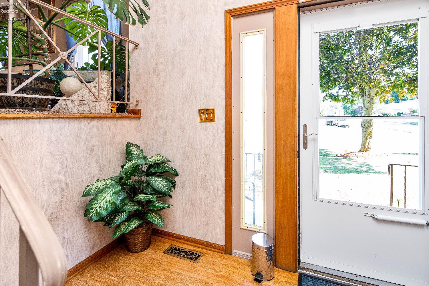 880 Cleveland Avenue