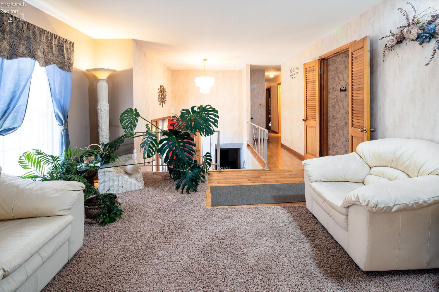 880 Cleveland Avenue