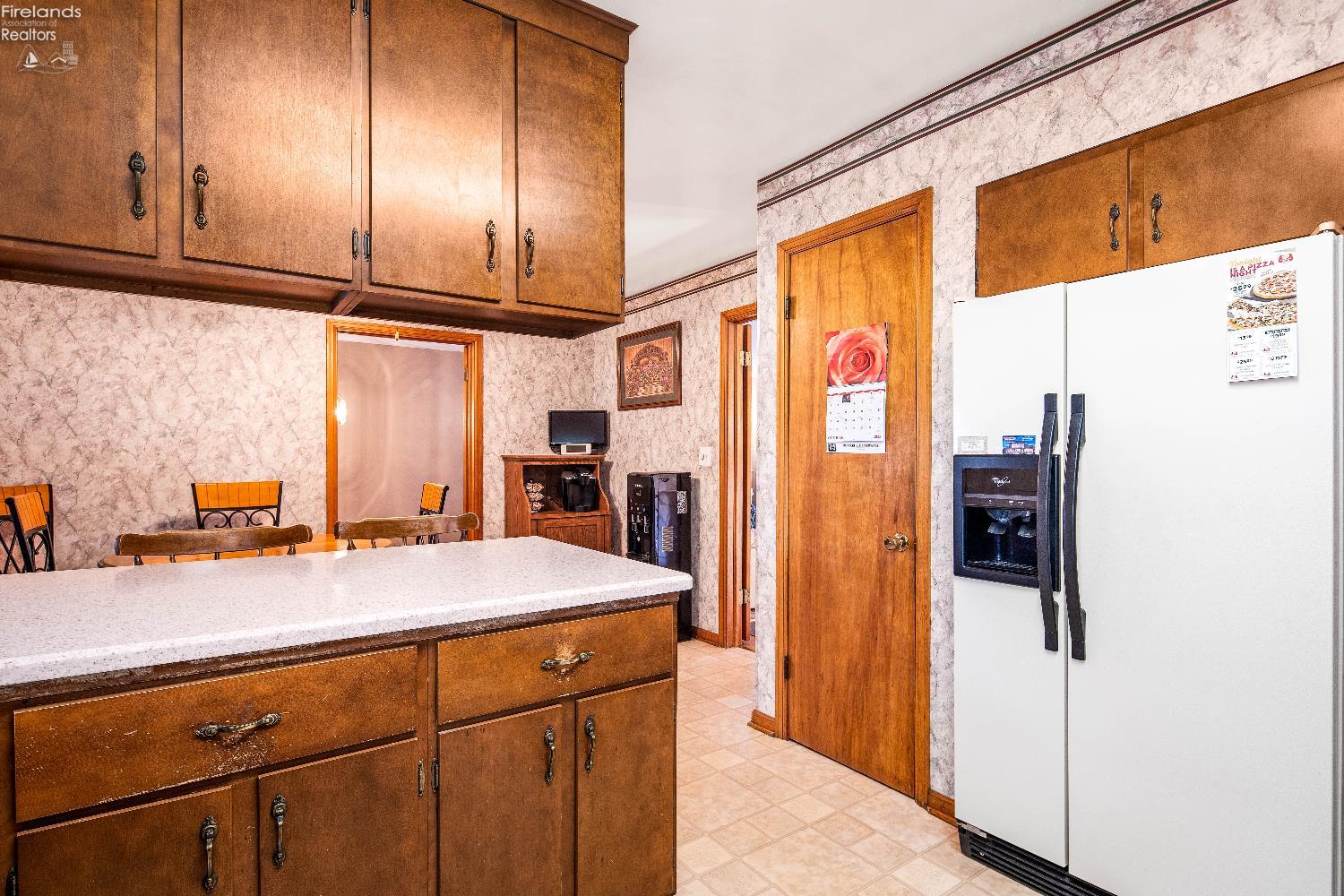 880 Cleveland Avenue