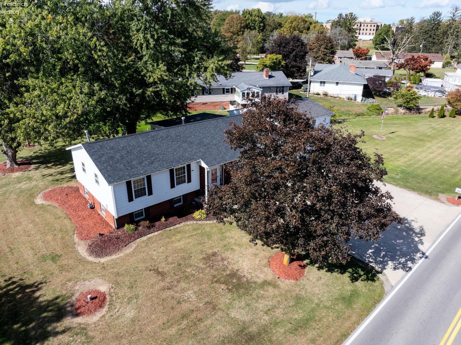 880 Cleveland Avenue