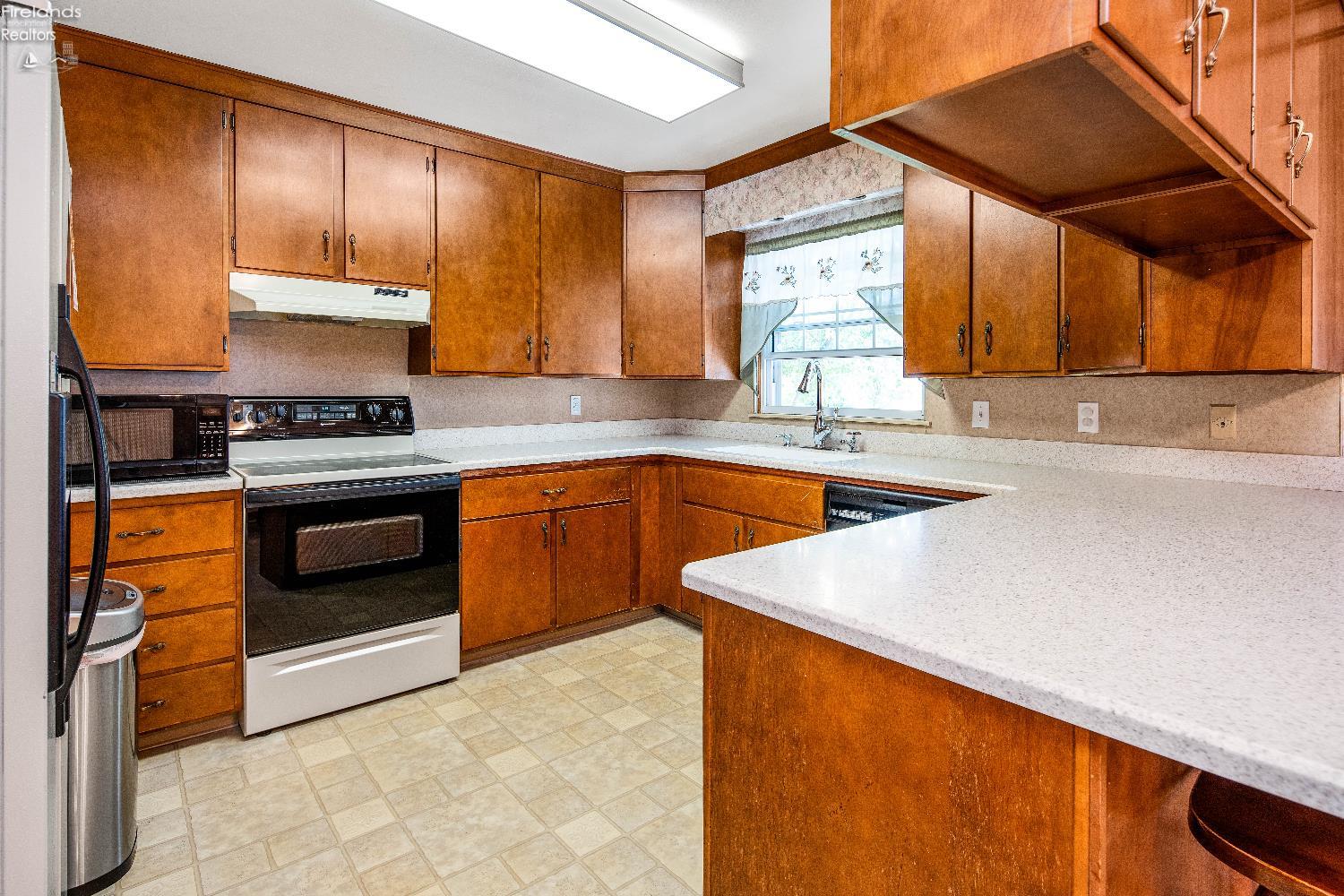 880 Cleveland Avenue