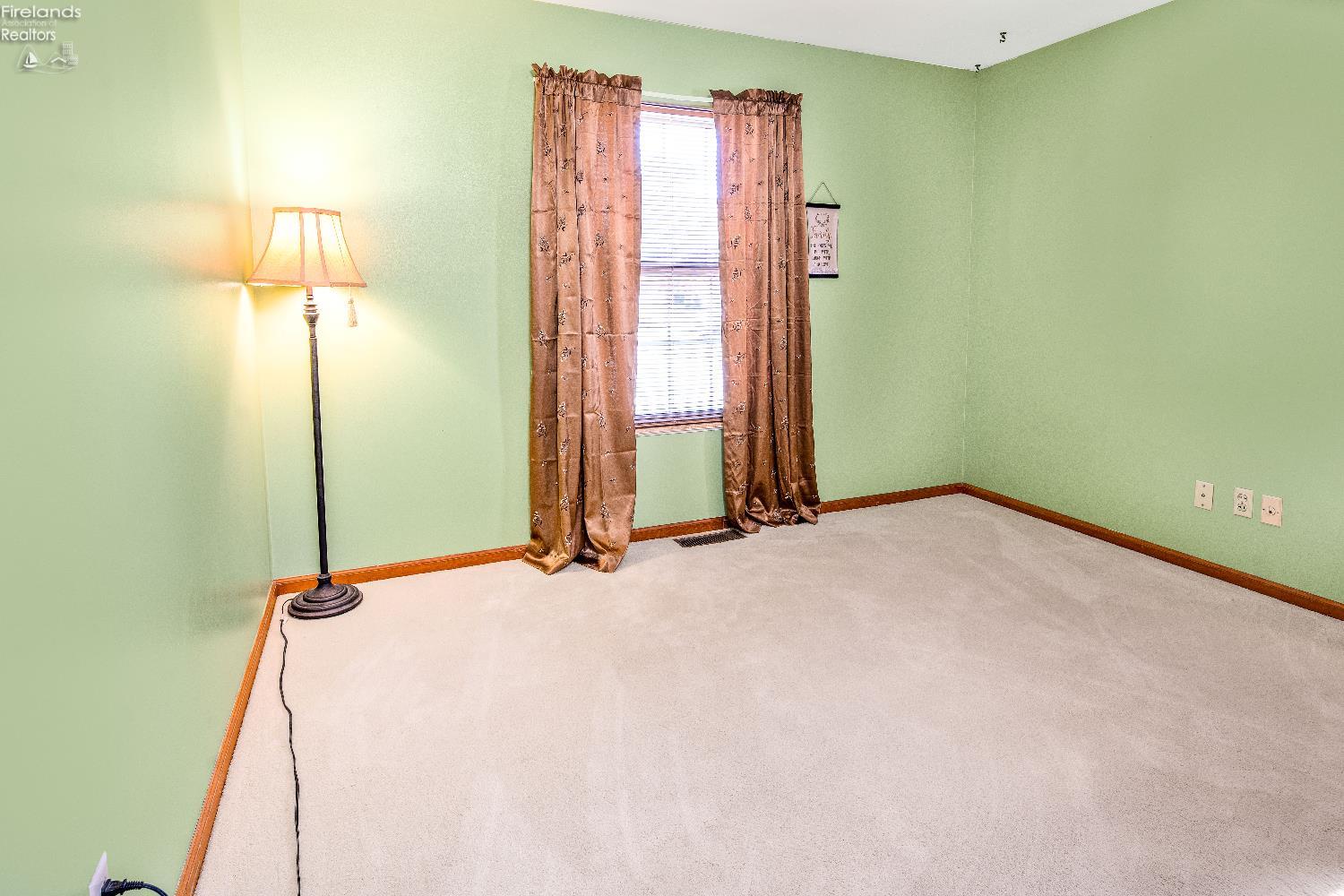 880 Cleveland Avenue