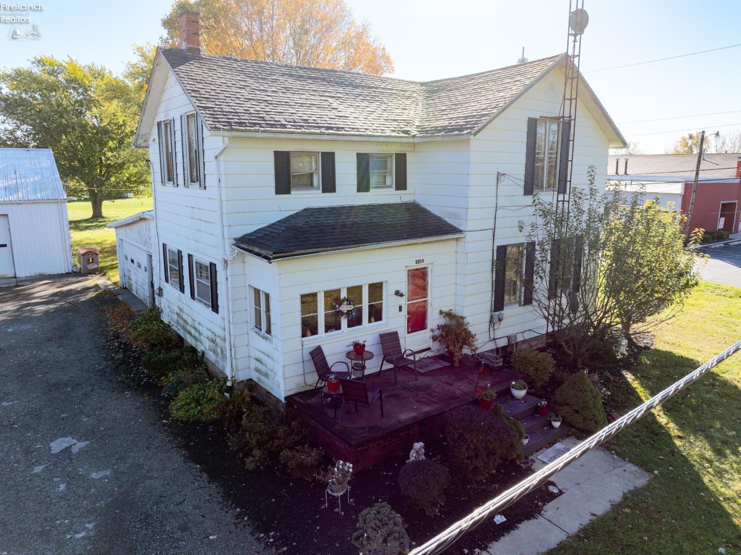 2219 Oak Harbor Road