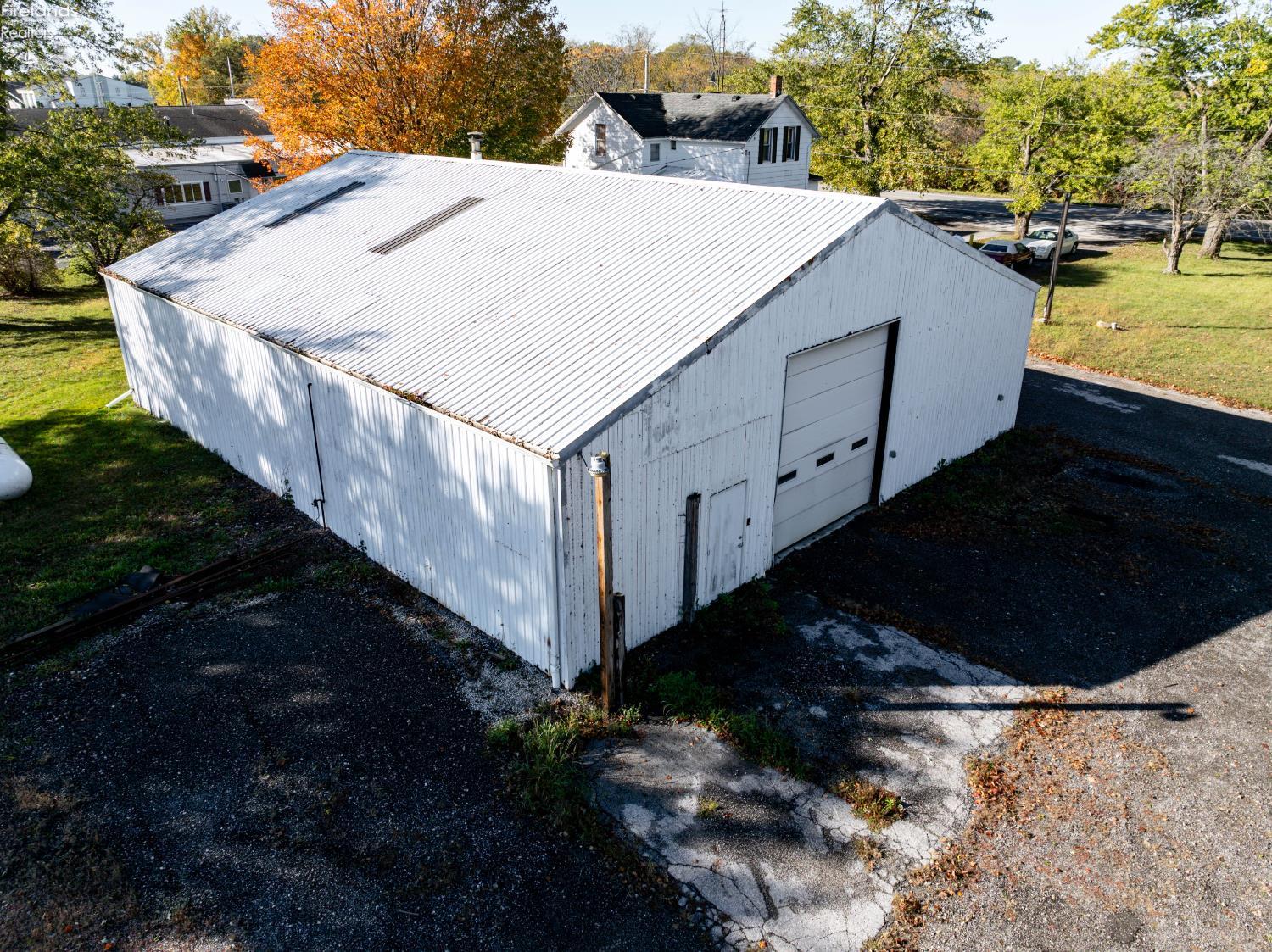 2219 Oak Harbor Road