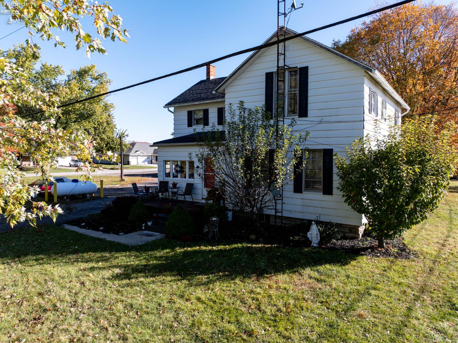 2219 Oak Harbor Road