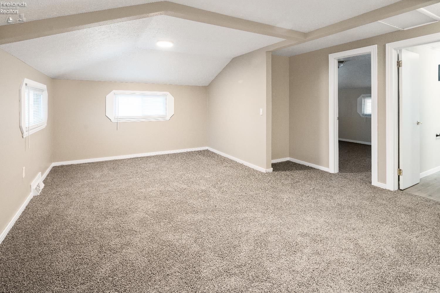 1315 S State Route 19