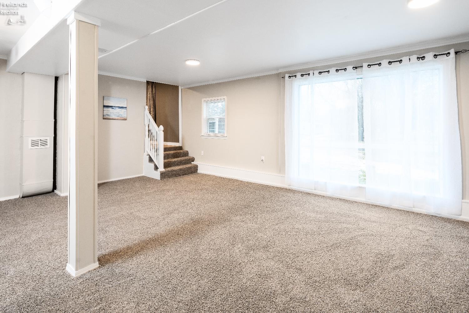 1315 S State Route 19