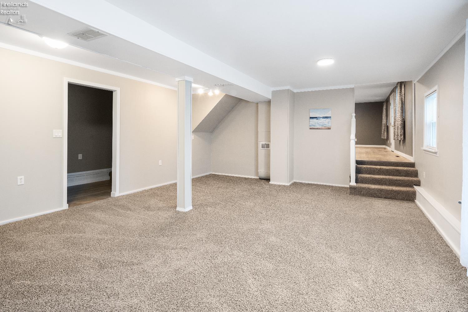 1315 S State Route 19