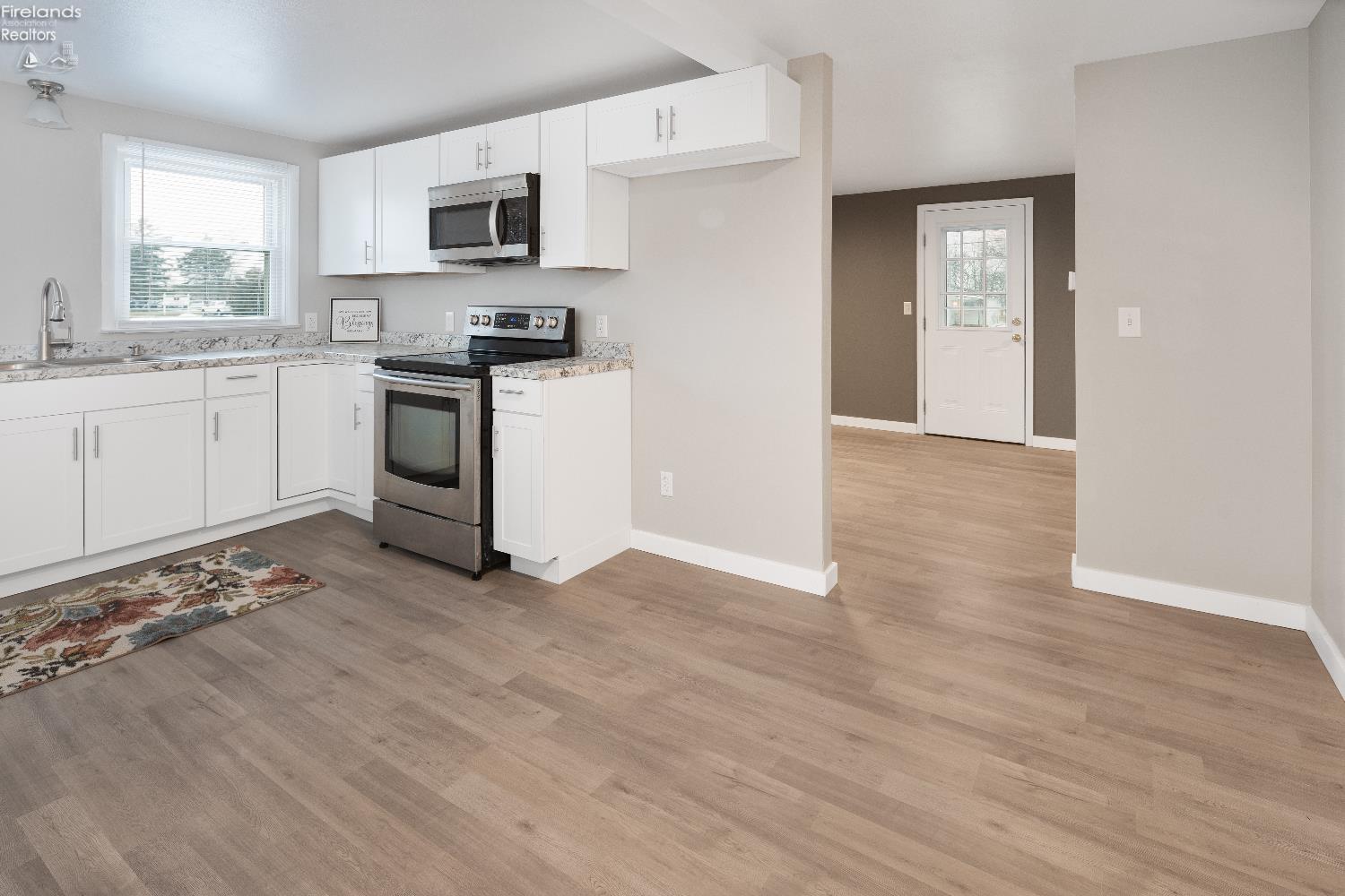 1315 S State Route 19