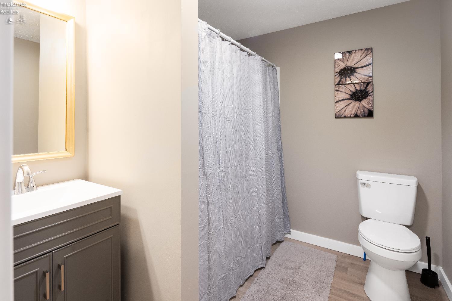 1315 S State Route 19