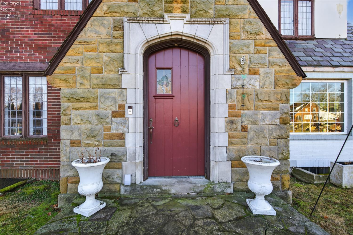 1831 Port Clinton Road