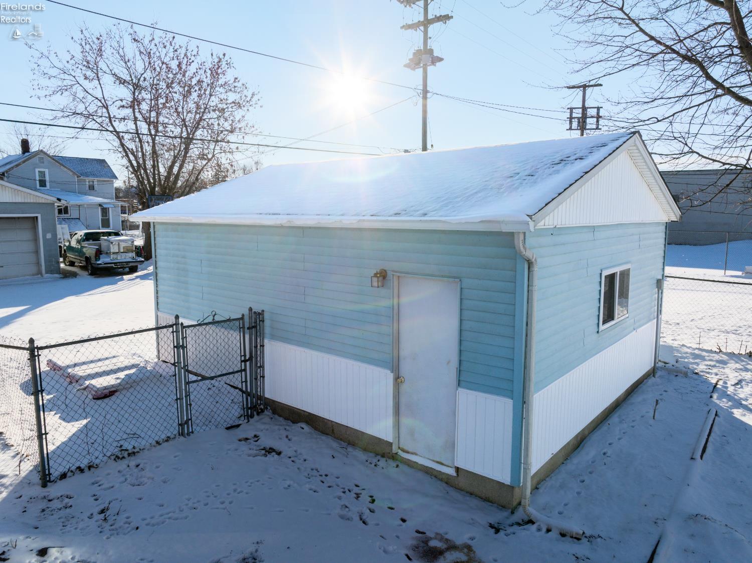 1009 Napoleon Street