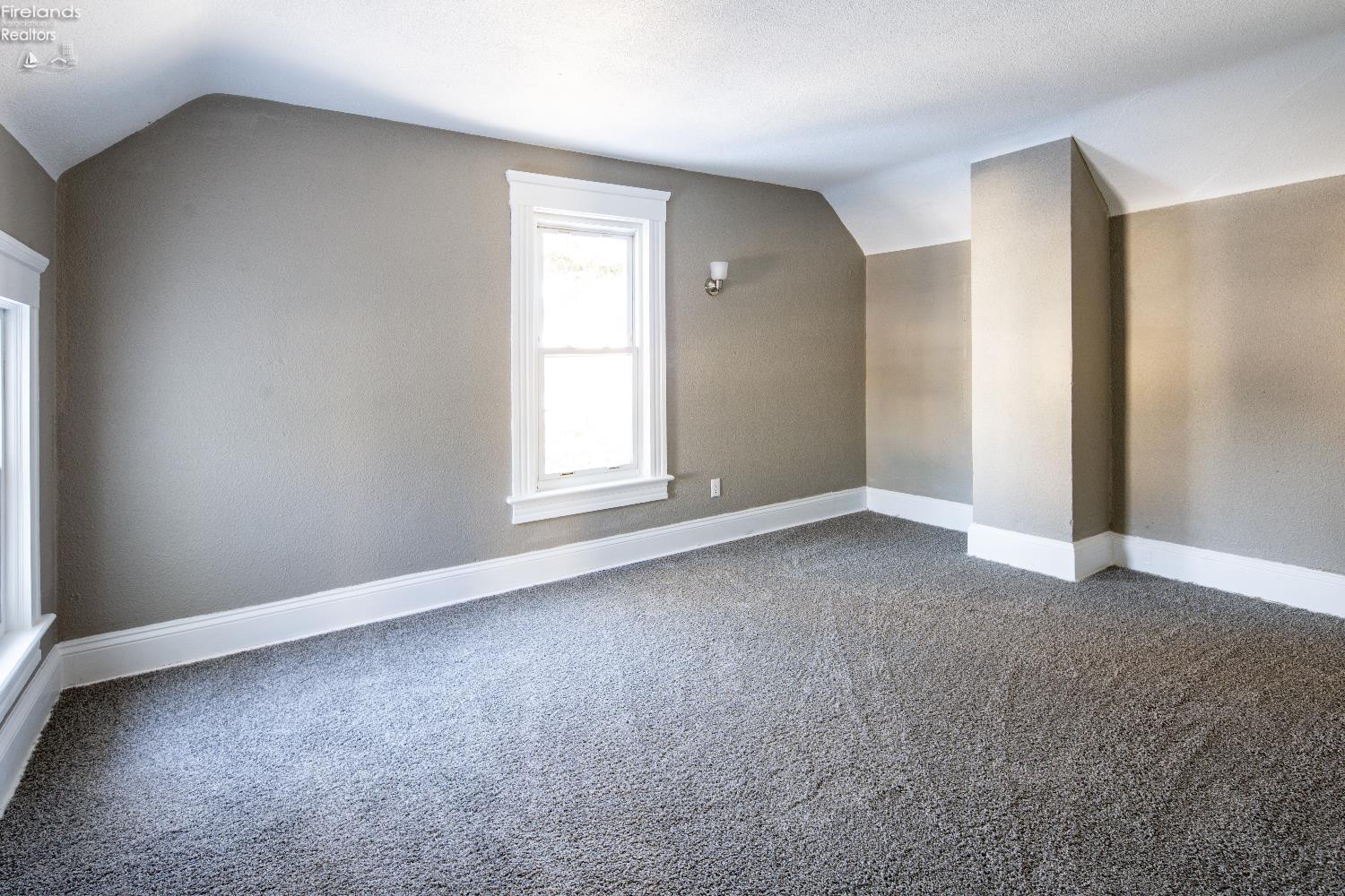 1009 Napoleon Street