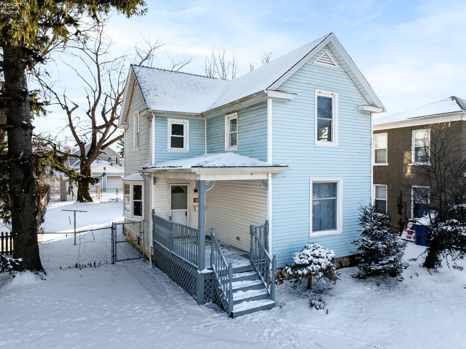 1009 Napoleon Street