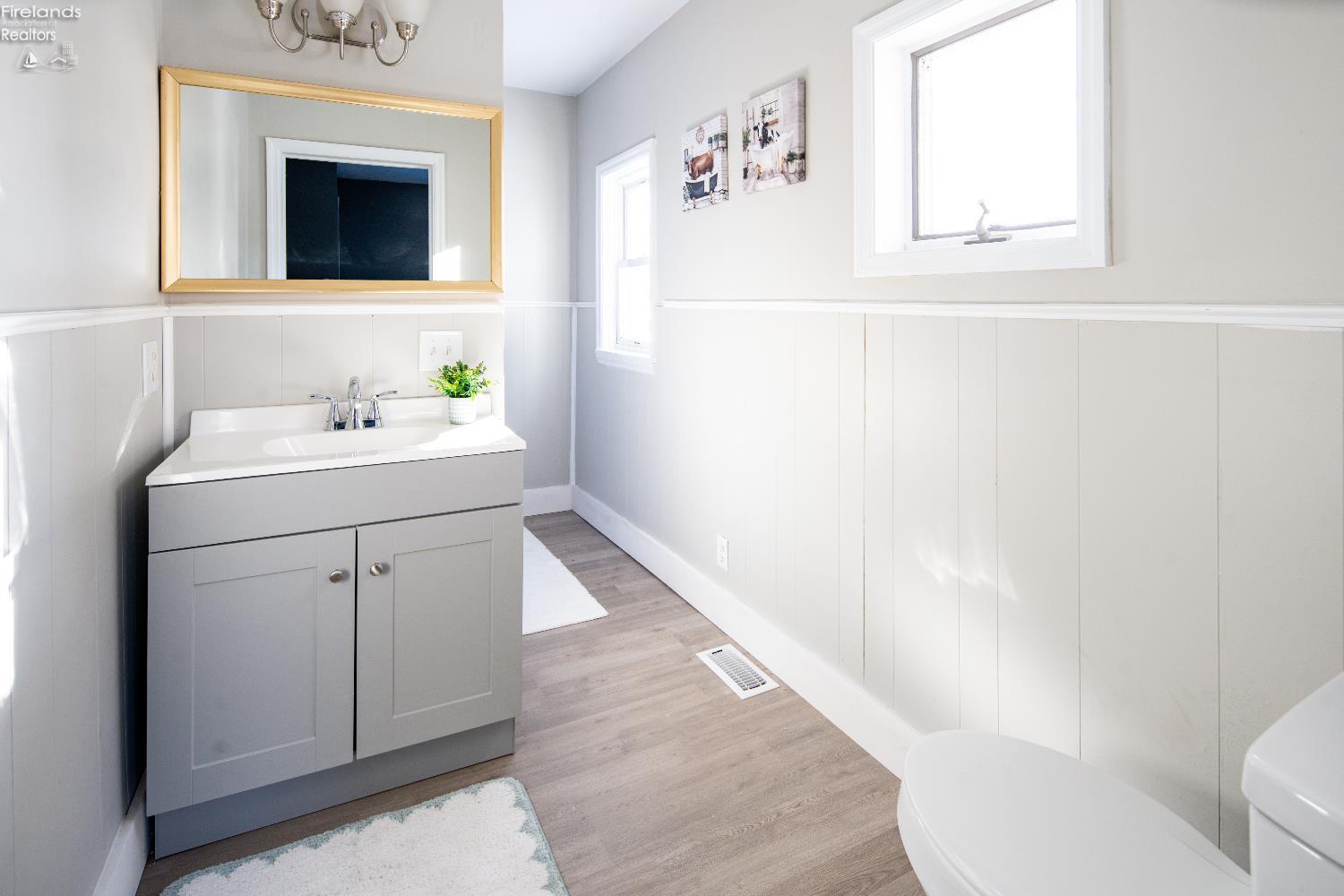 1009 Napoleon Street