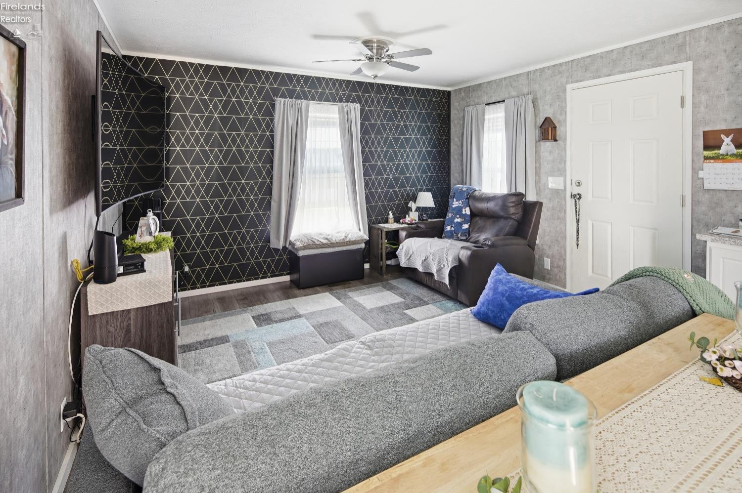 1451 Oak Harbor Rd #32A