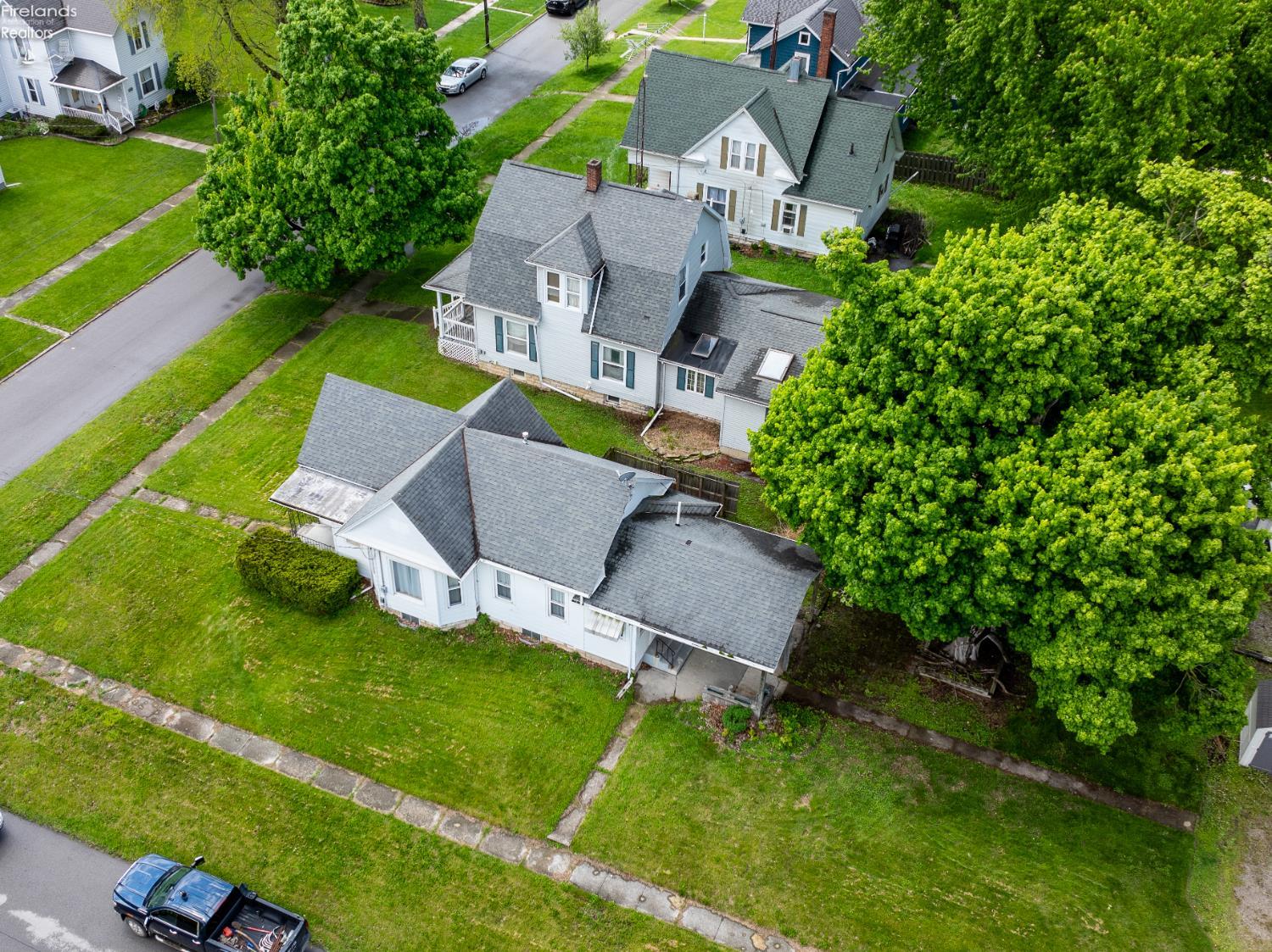 202 Louise Avenue