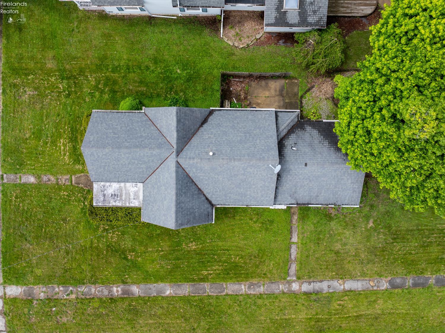 202 Louise Avenue