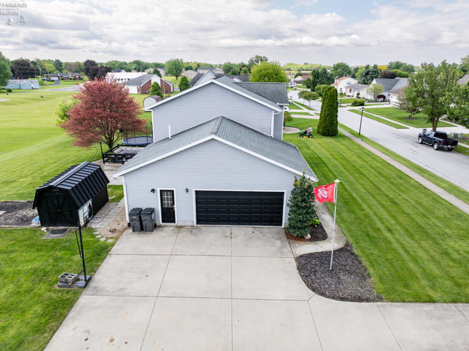 715 Valleyview Drive