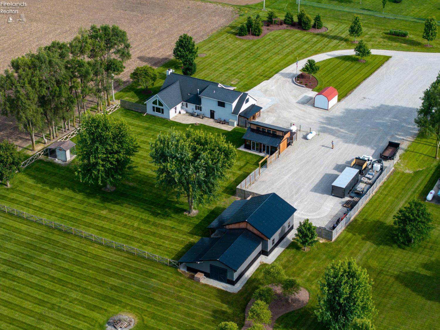 2870 W Us Highway 6