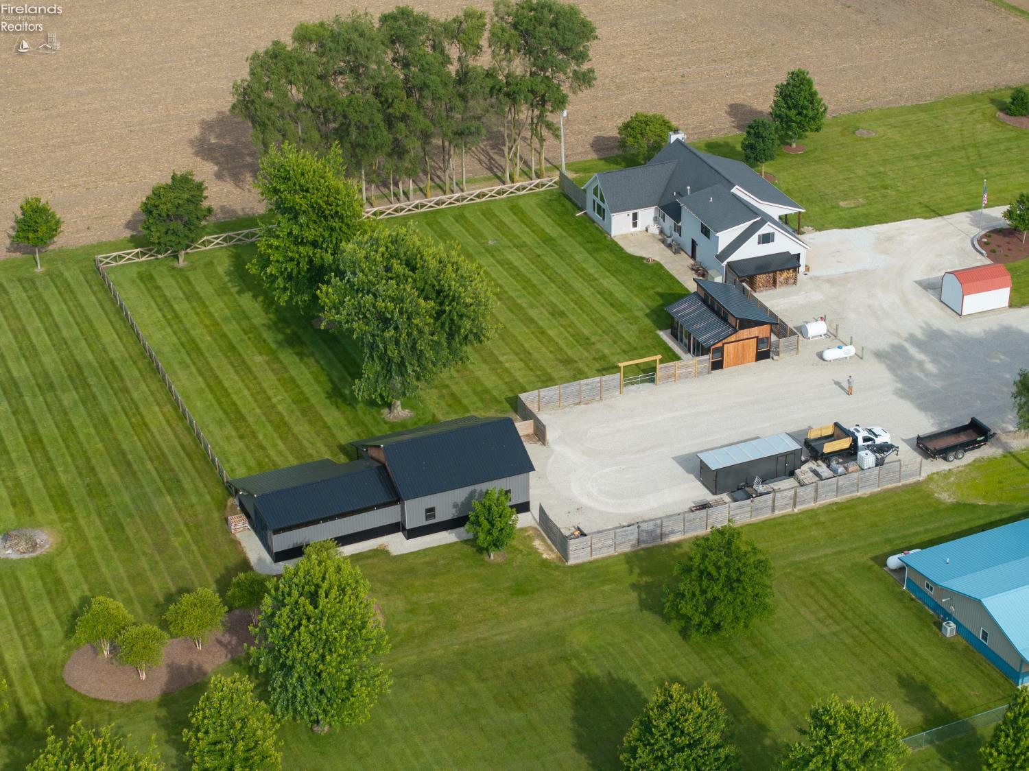 2870 W Us Highway 6