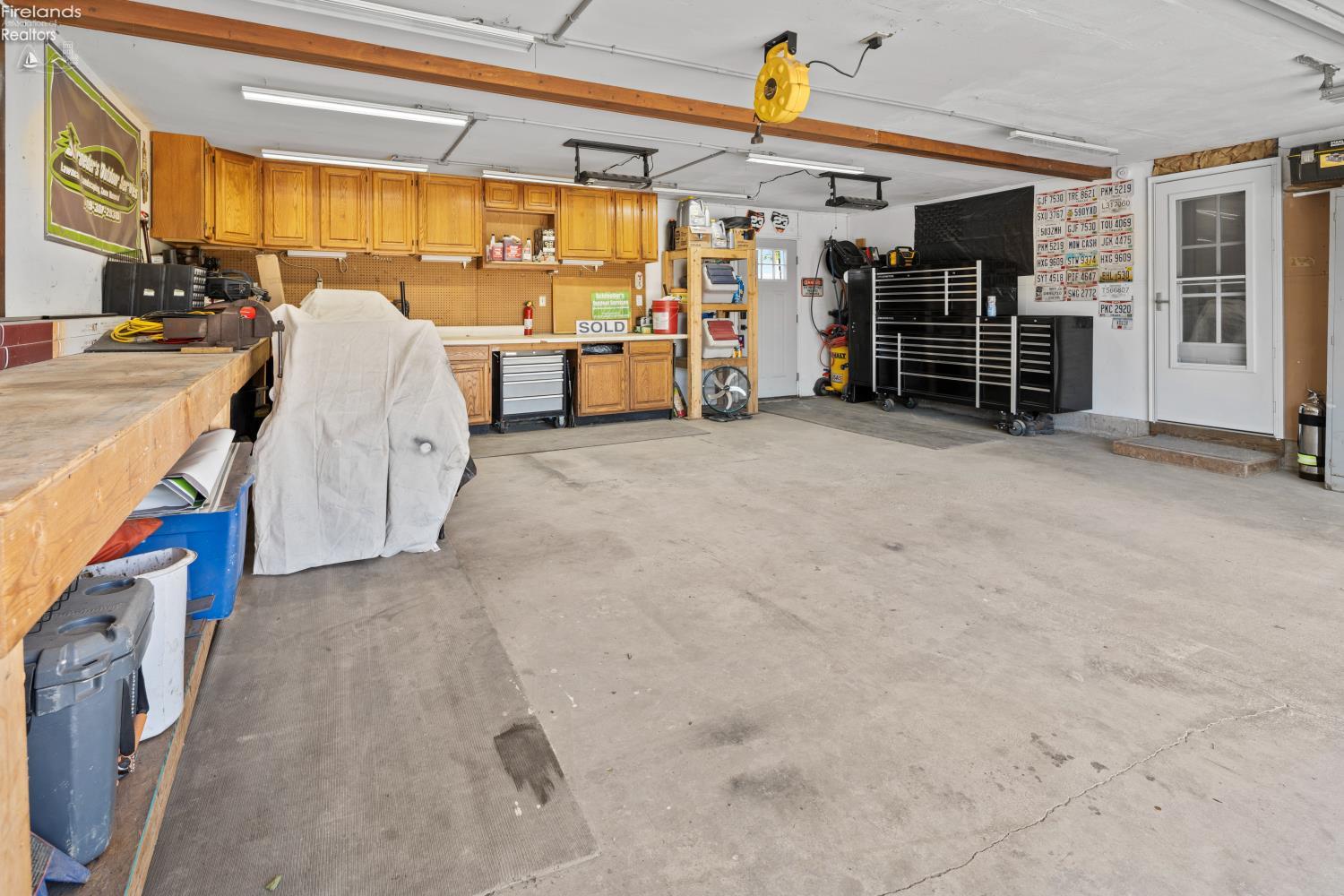 2870 W Us Highway 6