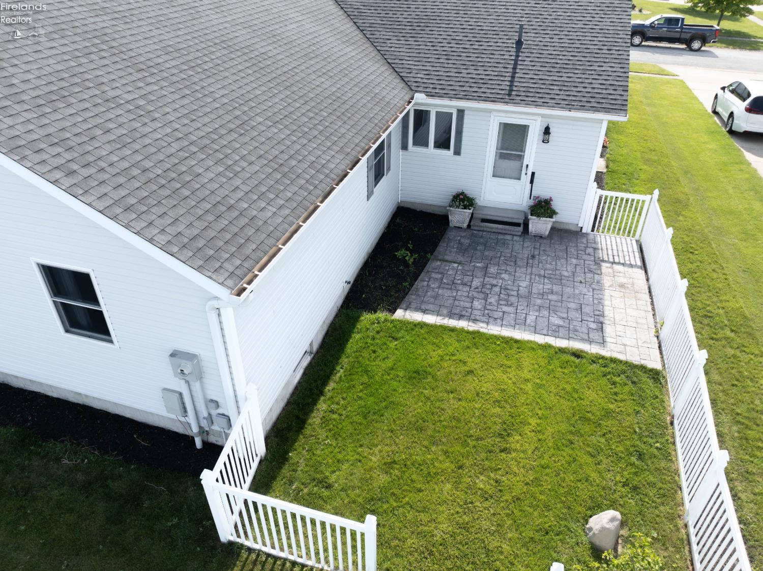 33 Southland Way