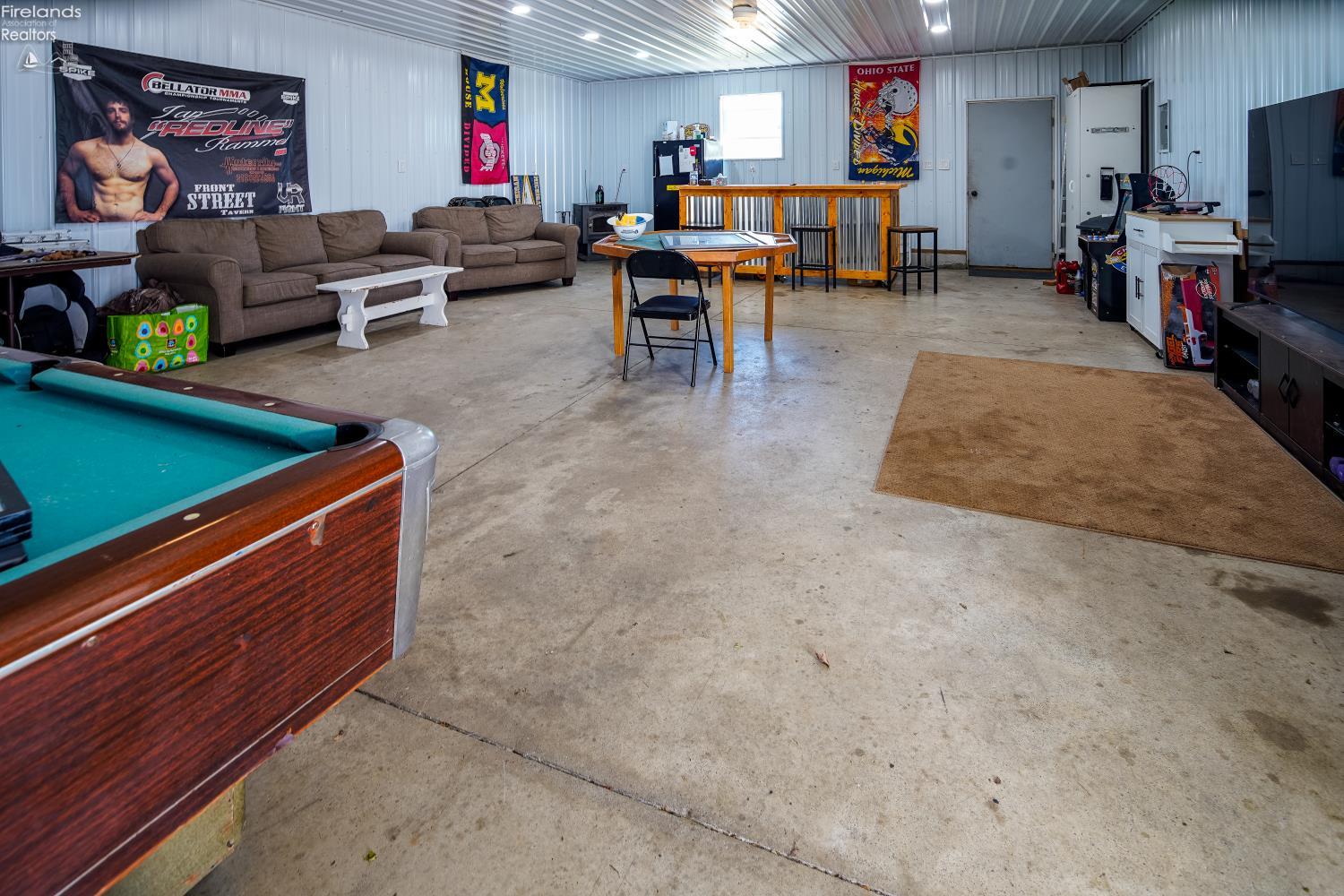 3957 S County Road 198
